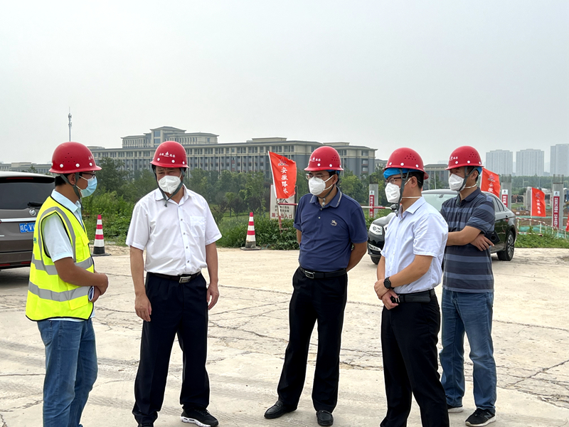 蚌埠市委常委、市委秘書長(zhǎng)、懷遠(yuǎn)縣委書記王慶武到G206-03標(biāo)項(xiàng)目調(diào)研指導(dǎo)工作